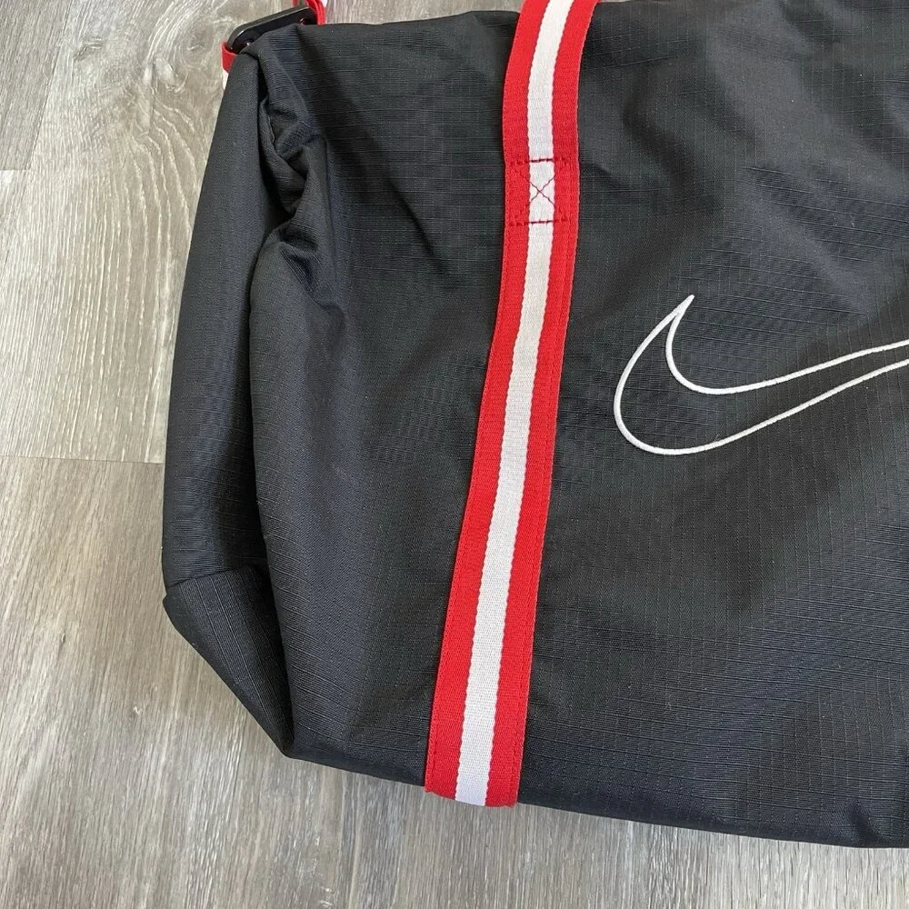 Nike Heritage Basketball Duffel Travel Bag Throwback Flight Black Red White